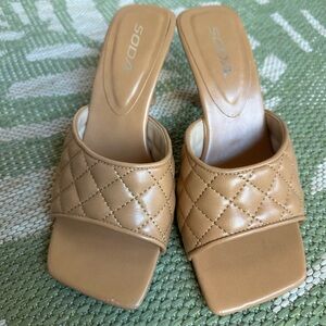 Soda Tan Quilted Women's Slide Sandals